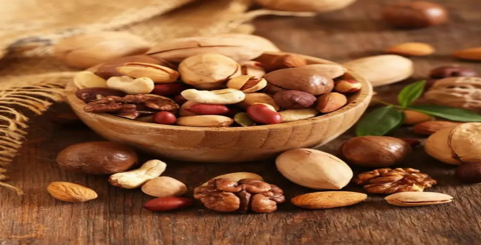 Gündəlik 20-84 qram qoz yeməlisiz