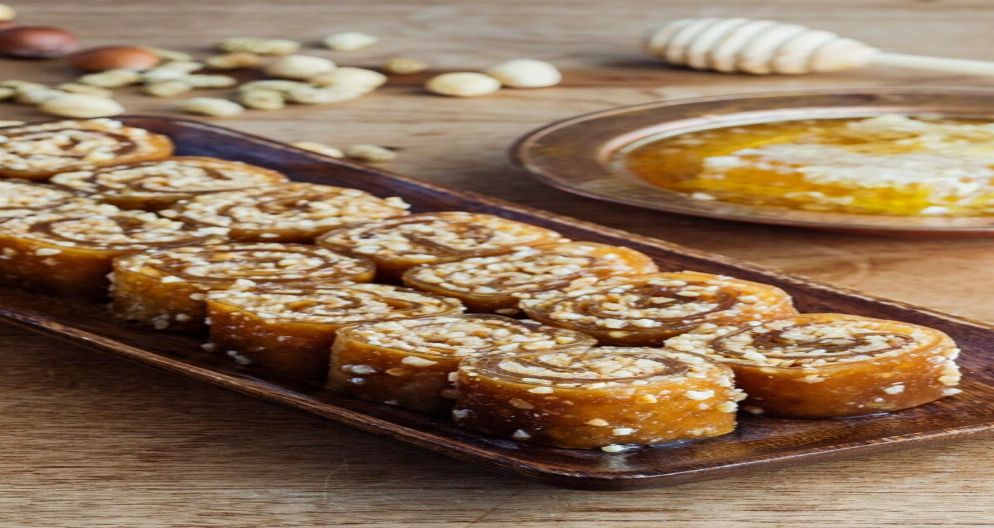 Fındıqlı ballı sarma 